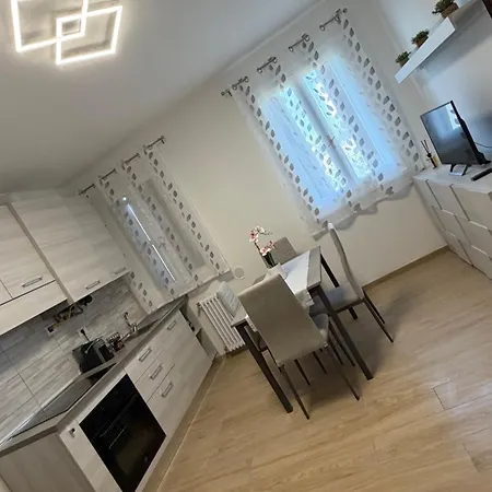 Apollinare's House Classe